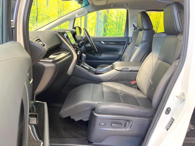 アルファード ２．５Ｓ　Ｃパッケージ　サンルーフ　モデリスタエアロ　純正９型ＤＡ　両側電動ドア　バックカメラ　衝突軽減装置　レーダークルーズ　禁煙車　電動リアゲート　前席シートエアコン　デジタルインナーミラー　３眼ＬＥＤヘッド（63枚目）