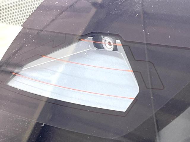 ヤリスクロス Ｘ　ＳＤナビ　バックカメラ　衝突被害軽減システム　レーダークルーズ　禁煙車　ドラレコ　コーナーセンサー　スマートキー　ＥＴＣ　車線逸脱警報　オートライト　Ｂｌｕｅｔｏｏｔｈ　フルセグ（3枚目）