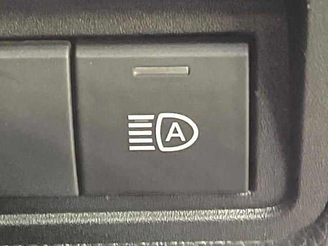 ヤリスクロス Ｘ　ＳＤナビ　バックカメラ　衝突被害軽減システム　レーダークルーズ　禁煙車　ドラレコ　コーナーセンサー　スマートキー　ＥＴＣ　車線逸脱警報　オートライト　Ｂｌｕｅｔｏｏｔｈ　フルセグ（34枚目）