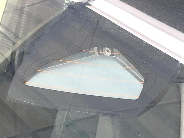 プリウス U バックカメラ 100V電源 衝突被害軽減システム レーダークルーズ 禁煙車 コーナーセンサー スマートキー LEDヘッド ETC2.0 純正17インチアルミ オートハイビーム 車線逸脱警報(3枚目)