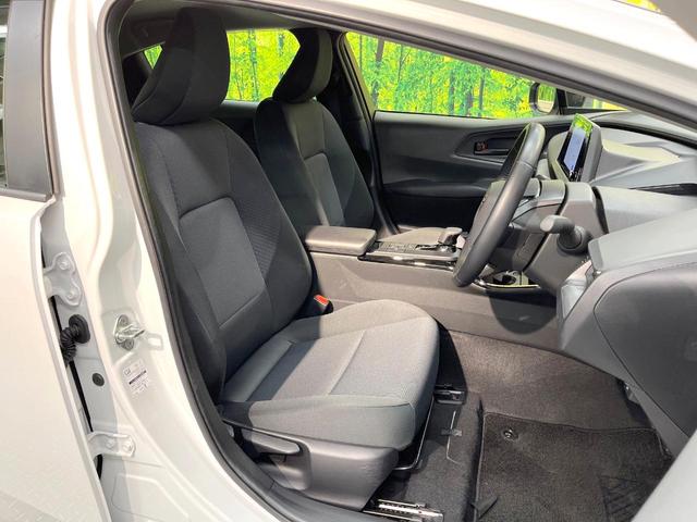 プリウス U バックカメラ 100V電源 衝突被害軽減システム レーダークルーズ 禁煙車 コーナーセンサー スマートキー LEDヘッド ETC2.0 純正17インチアルミ オートハイビーム 車線逸脱警報(8枚目)