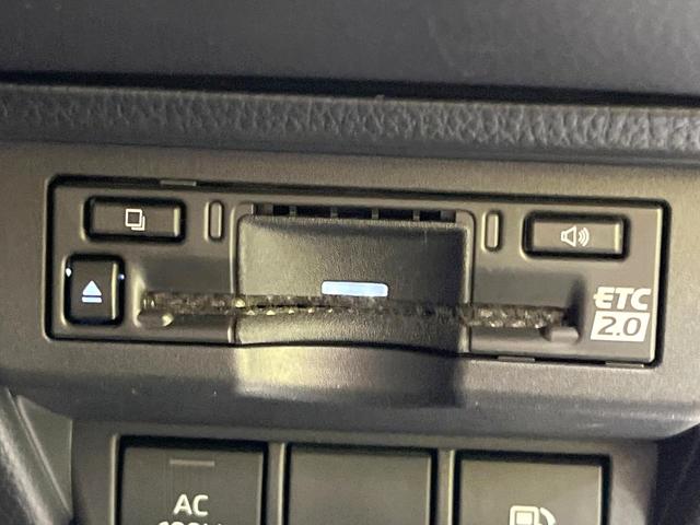 プリウス U バックカメラ 100V電源 衝突被害軽減システム レーダークルーズ 禁煙車 コーナーセンサー スマートキー LEDヘッド ETC2.0 純正17インチアルミ オートハイビーム 車線逸脱警報(38枚目)