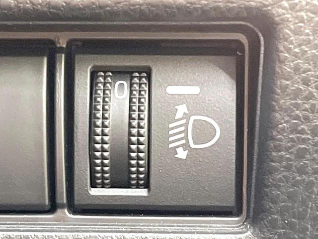 プリウス U バックカメラ 100V電源 衝突被害軽減システム レーダークルーズ 禁煙車 コーナーセンサー スマートキー LEDヘッド ETC2.0 純正17インチアルミ オートハイビーム 車線逸脱警報(41枚目)