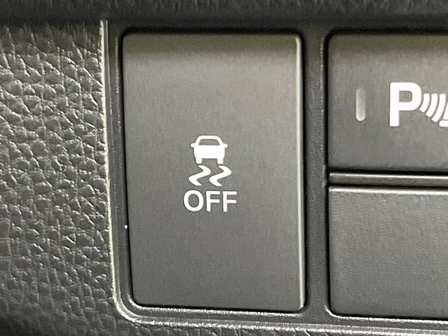 Ｎ－ＯＮＥ ＲＳ　ＭＴ車　純正ＳＤナビ　衝突被害軽減システム　スマートキー　ＬＥＤヘッド　ビルトインＥＴＣ　純正１５インチアルミ　オートハイビーム　車線逸脱警報　オートライト　オートエアコン　Ｂｌｕｅｔｏｏｔｈ　ＣＤ（53枚目）