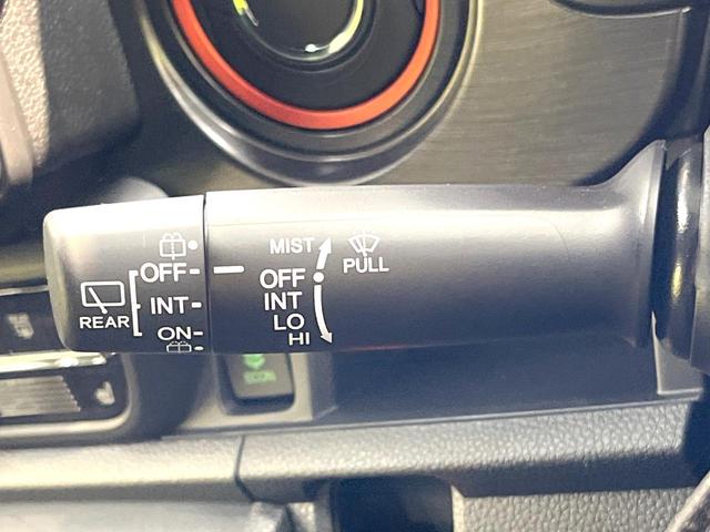 Ｎ－ＯＮＥ ＲＳ　ＭＴ車　純正ＳＤナビ　衝突被害軽減システム　スマートキー　ＬＥＤヘッド　ビルトインＥＴＣ　純正１５インチアルミ　オートハイビーム　車線逸脱警報　オートライト　オートエアコン　Ｂｌｕｅｔｏｏｔｈ　ＣＤ（58枚目）