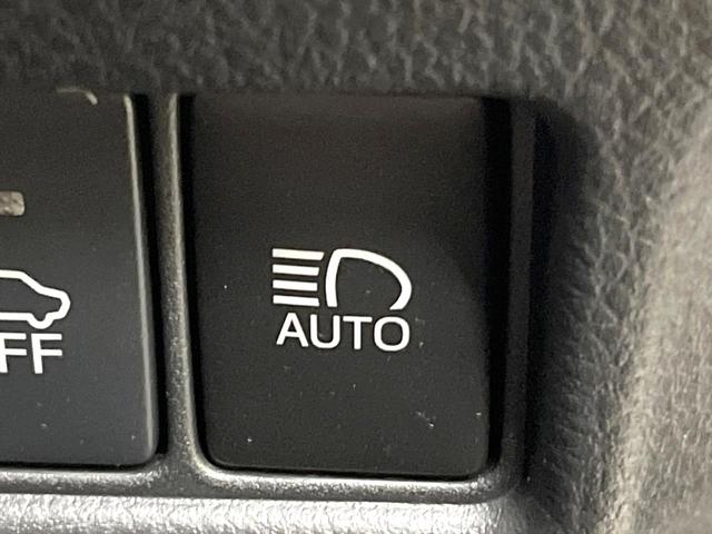 C-HR G モード ネロ 純正9型SDナビ バックカメラ 衝突被害軽減システム レーダークルーズ 禁煙車 ハーフレザーシート ドラレコ コーナーセンサー スマートキー ETC2.0 純正18インチアルミ オートハイビーム(48枚目)