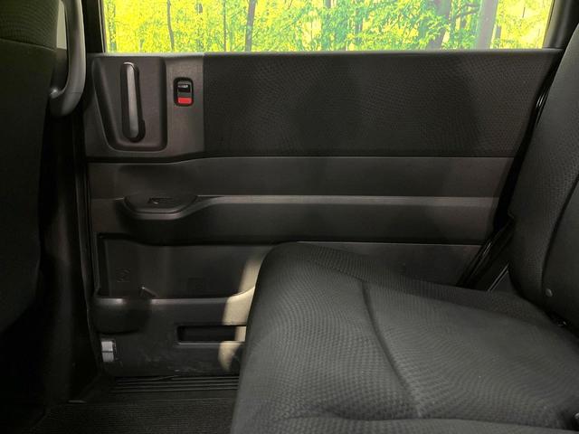 ステップワゴンスパーダ Z 両側電動ドア 純正9型SDナビ バックカメラ 禁煙車 ドラレコ スマートキー HIDヘッド ビルトインETC 純正16インチアルミ オートライト オートエアコン Bluetooth CD DVD再生(68枚目)