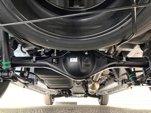 ハイエースバン ロングスーパーGL ダークプライムS ディーゼル(軽油) 禁煙車 両側電動ドア 衝突被害軽減システム ハーフレザーシート コーナーセンサー スマートキー LEDヘッド 純正15インチアルミ オートハイビーム 車線逸脱警報(19枚目)