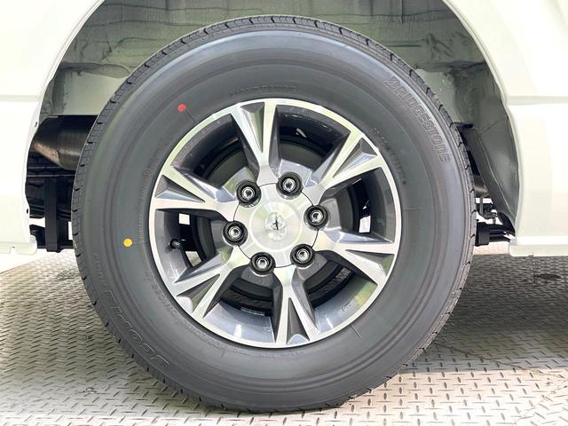 ハイエースバン ロングスーパーGL ダークプライムS ディーゼル(軽油) 禁煙車 両側電動ドア 衝突被害軽減システム ハーフレザーシート コーナーセンサー スマートキー LEDヘッド 純正15インチアルミ オートハイビーム 車線逸脱警報(31枚目)