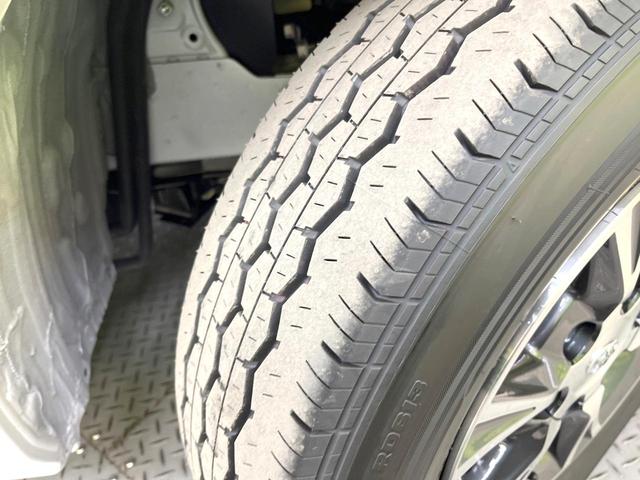 ハイエースバン ロングスーパーGL ダークプライムS ディーゼル(軽油) 禁煙車 両側電動ドア 衝突被害軽減システム ハーフレザーシート コーナーセンサー スマートキー LEDヘッド 純正15インチアルミ オートハイビーム 車線逸脱警報(33枚目)