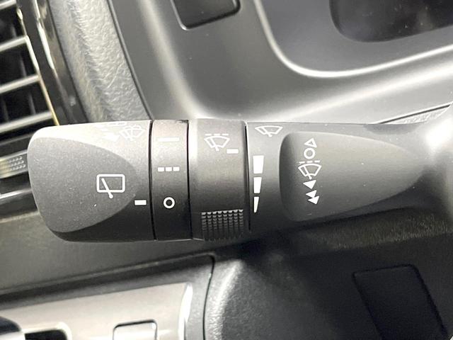 ハイエースバン ロングスーパーGL ダークプライムS ディーゼル(軽油) 禁煙車 両側電動ドア 衝突被害軽減システム ハーフレザーシート コーナーセンサー スマートキー LEDヘッド 純正15インチアルミ オートハイビーム 車線逸脱警報(52枚目)