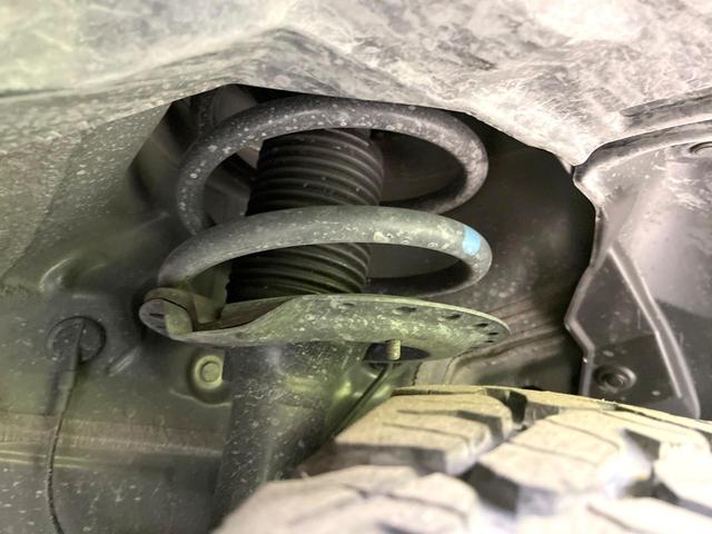 デリカＤ：５ シャモニー　ディーゼル（軽油）　９型フローティングＳＤナビ　電動サイドステップ　両側電動ドア　後席モニター　バックカメラ　衝突軽減装置　レーダークルーズ　禁煙車　電動リアゲート　ハーフレザーシート　パワーシート（22枚目）