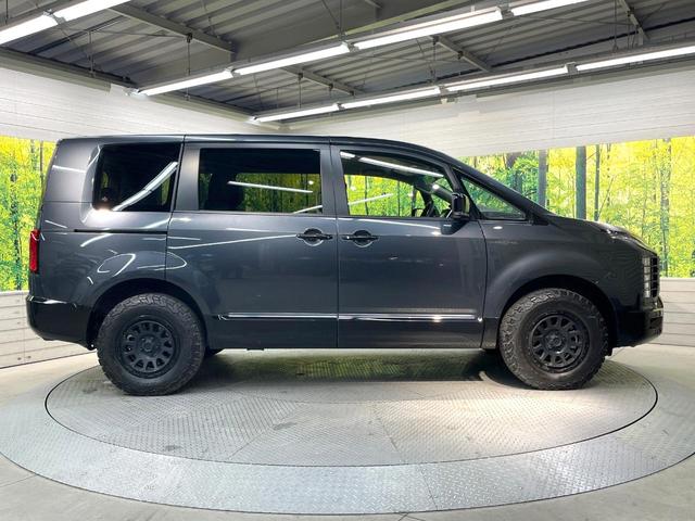 デリカＤ：５ シャモニー　ディーゼル（軽油）　９型フローティングＳＤナビ　電動サイドステップ　両側電動ドア　後席モニター　バックカメラ　衝突軽減装置　レーダークルーズ　禁煙車　電動リアゲート　ハーフレザーシート　パワーシート（28枚目）