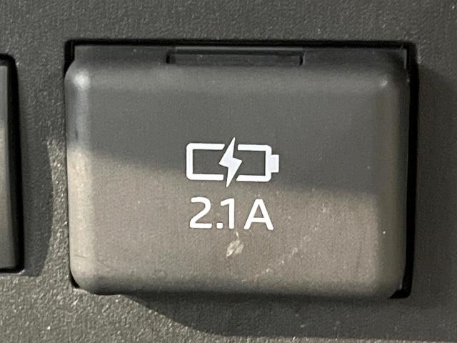 ライズ Z SDナビ バックカメラ 衝突被害軽減システム 禁煙車 シートヒーター ドラレコ スマートキー LEDヘッド ETC 純正17インチアルミ オートハイビーム 車線逸脱警報 オートライト オートエアコン(44枚目)