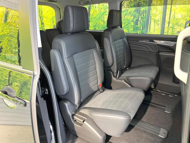 デリカＤ：５ シャモニー　ディーゼル（軽油）　両側電動ドア　アルパイン９型ナビ　後席モニター　バックカメラ　衝突軽減装置　レーダークルーズ　禁煙車　電動リアゲート　ハーフレザーシート　シートヒーター　スマートキー　ＬＥＤヘッド（9枚目）