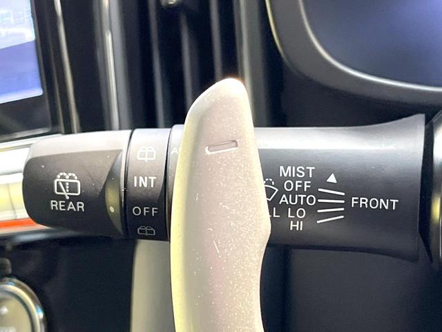 デリカＤ：５ シャモニー　ディーゼル（軽油）　両側電動ドア　アルパイン９型ナビ　後席モニター　バックカメラ　衝突軽減装置　レーダークルーズ　禁煙車　電動リアゲート　ハーフレザーシート　シートヒーター　スマートキー　ＬＥＤヘッド（54枚目）