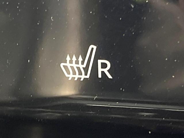 ハリアー プレミアム スタイルモーヴ 純正SDナビ バックカメラ 衝突軽減装置 禁煙車 電動リアゲート ハーフレザーシート パワーシート シートヒーター ドラレコ コーナーセンサー スマートキー LEDヘッド ビルトインETC クルコン(6枚目)