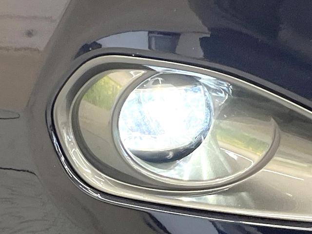 ハリアー プレミアム スタイルモーヴ 純正SDナビ バックカメラ 衝突軽減装置 禁煙車 電動リアゲート ハーフレザーシート パワーシート シートヒーター ドラレコ コーナーセンサー スマートキー LEDヘッド ビルトインETC クルコン(30枚目)