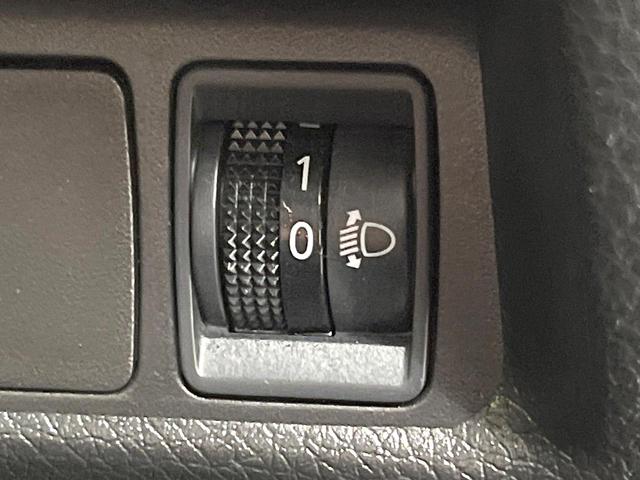 エクストレイル ２０Ｘｉ　純正１０型ＳＤナビ　全周囲カメラ　プロパイロット　禁煙車　電動リアゲート　防水シート　全席シートヒーター　デジタルインナーミラー　スマートキー　ＬＥＤヘッド　ビルトインＥＴＣ　Ｂｌｕｅｔｏｏｔｈ（49枚目）