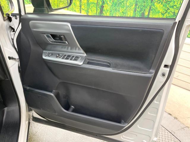 ヴォクシー ZS 煌II 両側電動ドア 純正8型SDナビ 後席モニター バックカメラ スマートキー HIDヘッド ビルトインETC 純正16インチアルミ オートライト オートエアコン リアエアコン Bluetooth CD(62枚目)