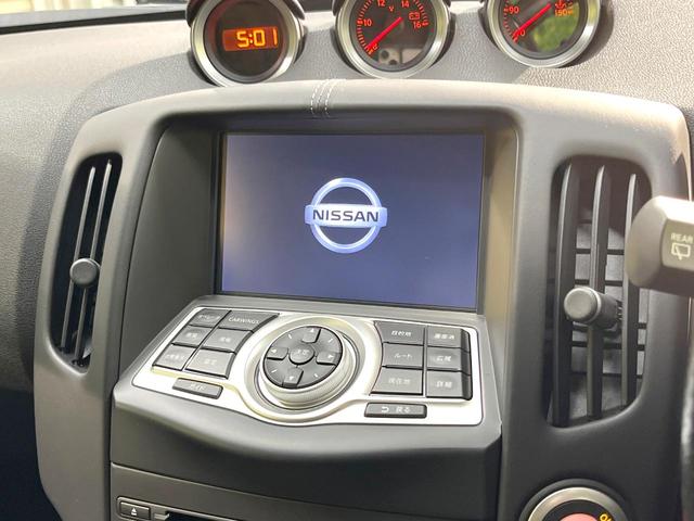 フェアレディZ バージョンT メーカーナビ バックカメラ 禁煙車 ハーフレザーシート スマートキー HIDヘッド 純正18インチアルミ オートライト オートエアコン CD DVD再生 フルセグ パドルシフト LEDフォグ(3枚目)