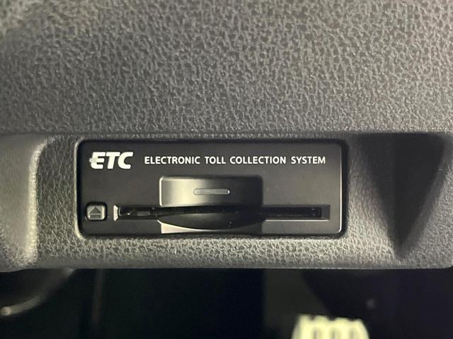 フェアレディZ バージョンT メーカーナビ バックカメラ 禁煙車 ハーフレザーシート スマートキー HIDヘッド 純正18インチアルミ オートライト オートエアコン CD DVD再生 フルセグ パドルシフト LEDフォグ(7枚目)