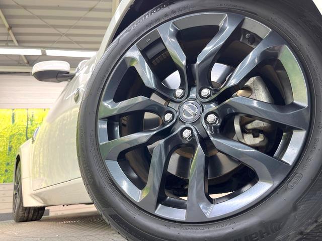フェアレディZ バージョンT メーカーナビ バックカメラ 禁煙車 ハーフレザーシート スマートキー HIDヘッド 純正18インチアルミ オートライト オートエアコン CD DVD再生 フルセグ パドルシフト LEDフォグ(12枚目)