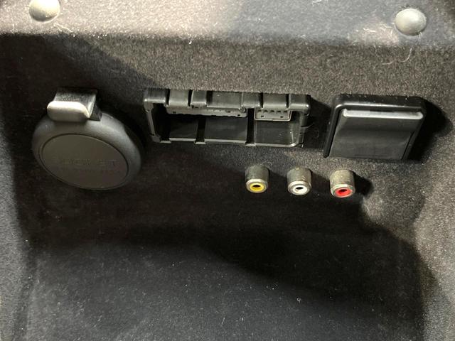 フェアレディZ バージョンT メーカーナビ バックカメラ 禁煙車 ハーフレザーシート スマートキー HIDヘッド 純正18インチアルミ オートライト オートエアコン CD DVD再生 フルセグ パドルシフト LEDフォグ(61枚目)