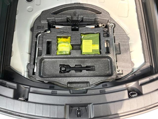 カローラツーリング ハイブリッド ダブルバイビー 純正ディスプレイオーディオ バックカメラ 衝突軽減装置 レーダークルーズ 禁煙車 ハーフレザーシート ドラレコ コーナーセンサー スマートキー LEDヘッド ビルトインETC 純正17インチアルミ(64枚目)