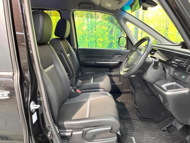 ステップワゴンスパーダ e:HEVスパーダ G・EX ホンダセンシング 両側電動ドア 純正10型SDナビ 後席モニター バックカメラ 衝突軽減装置 禁煙車 ハーフレザーシート シートヒーター ドラレコ LEDヘッド ETC2.0 純正16インチアルミ オートハイビーム(8枚目)