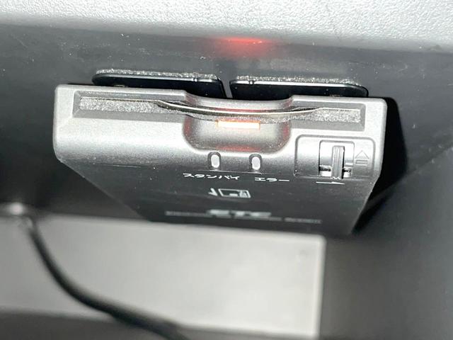 ノート X 純正SDナビ 全周囲カメラ 衝突被害軽減システム 禁煙車 ドラレコ スマートキー 車線逸脱警報 オートライト Bluetooth CD DVD再生 ブルーレイ再生 フルセグ(7枚目)