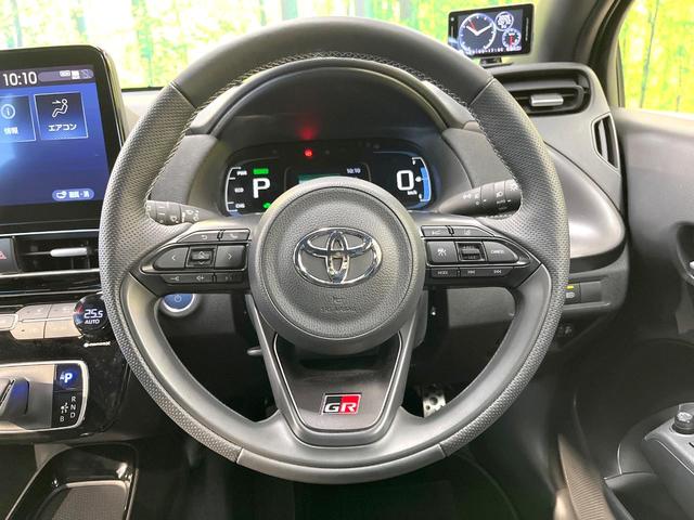 アクア GRスポーツ 全周囲カメラ 10インチディスプレイオーディオ 100V電源 衝突被害軽減システム レーダークルーズ 禁煙車 合皮シート コーナーセンサー スマートキー LEDヘッド ETC2.0(11枚目)