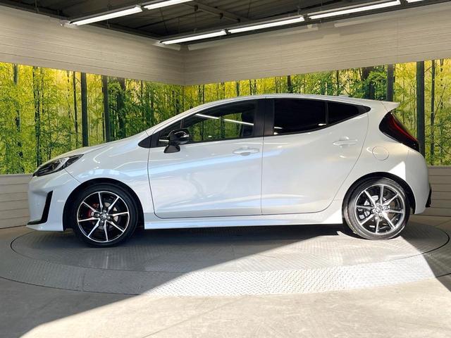 アクア GRスポーツ 全周囲カメラ 10インチディスプレイオーディオ 100V電源 衝突被害軽減システム レーダークルーズ 禁煙車 合皮シート コーナーセンサー スマートキー LEDヘッド ETC2.0(25枚目)