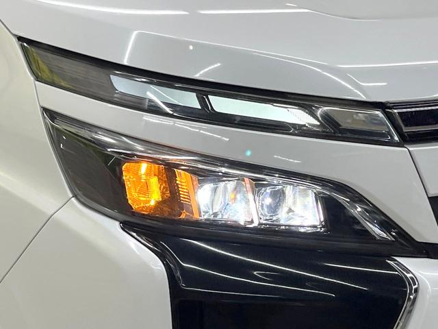 ヴォクシー ZS モデリスタエアロ 両側電動ドア 純正9インチナビ バックカメラ 衝突被害軽減システム 禁煙車 スマートキー LEDヘッド ビルトインETC クルコン 純正16インチアルミ オートハイビーム(32枚目)