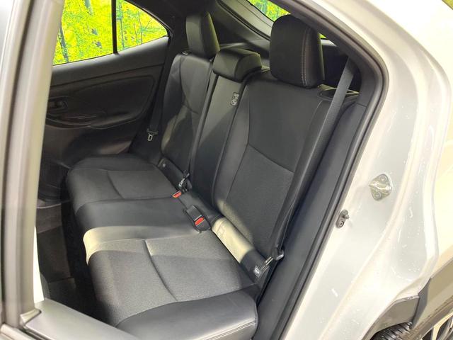 ヤリスクロス ハイブリッドZ 全周囲カメラ 純正8型ディスプレイ 衝突軽減装置 レーダークルーズ 禁煙車 ハーフレザーシート シートヒーター パワーシート ドラレコ スマートキー LEDヘッド ETC2.0 純正18インチアルミ(50枚目)