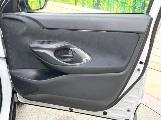 ヤリスクロス ハイブリッドZ 全周囲カメラ 純正8型ディスプレイ 衝突軽減装置 レーダークルーズ 禁煙車 ハーフレザーシート シートヒーター パワーシート ドラレコ スマートキー LEDヘッド ETC2.0 純正18インチアルミ(56枚目)