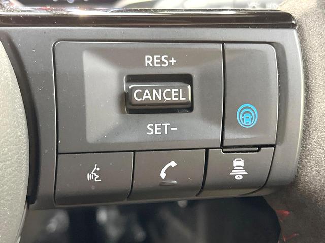 オーラ ニスモ フルエアロ 純正9型ナビ 全周囲カメラ 衝突軽減装置 禁煙車 ハーフレザーシート ドラレコ コーナーセンサー スマートキー LEDヘッド ETC2.0 純正17インチアルミ オートハイビーム(5枚目)