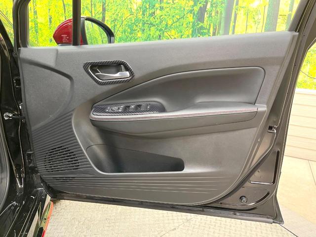 オーラ ニスモ フルエアロ 純正9型ナビ 全周囲カメラ 衝突軽減装置 禁煙車 ハーフレザーシート ドラレコ コーナーセンサー スマートキー LEDヘッド ETC2.0 純正17インチアルミ オートハイビーム(58枚目)