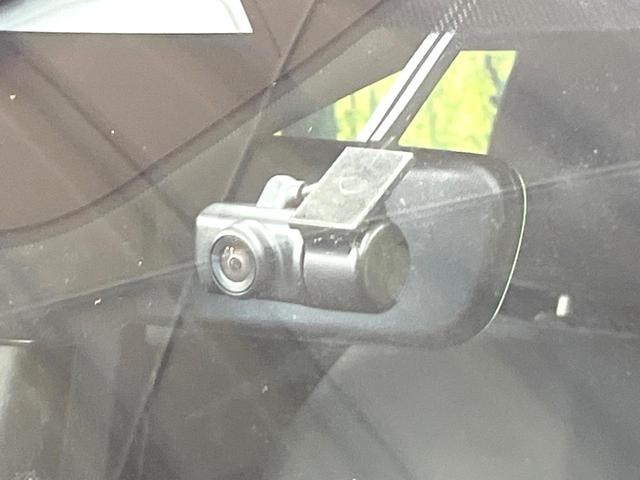 CX-60 XD エクスクルーシブモード ターボ ディーゼル(軽油) 12型コネクトナビ 全周囲カメラ 衝突軽減装置 レーダークルーズ 禁煙車 電動リアゲート レザーシート 全席シートヒーター 前席シートエアコン ドラレコ コーナーセンサー(33枚目)