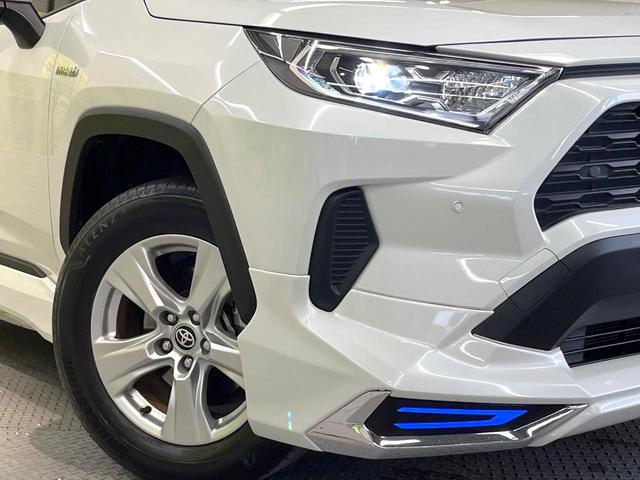 RAV4 ハイブリッドX フルエアロ 純正SDナビ バックカメラ 衝突軽減装置 レーダークルーズ 禁煙車 コーナーセンサー スマートキー LEDヘッド ルーフレール ビルトインETC 純正17インチアルミ オートハイビーム(12枚目)