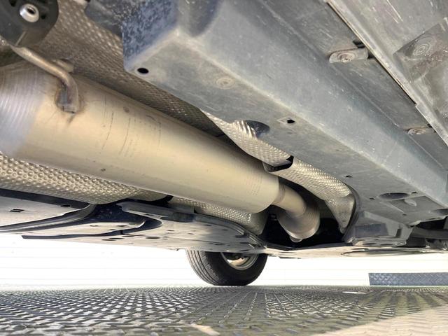 RAV4 ハイブリッドX フルエアロ 純正SDナビ バックカメラ 衝突軽減装置 レーダークルーズ 禁煙車 コーナーセンサー スマートキー LEDヘッド ルーフレール ビルトインETC 純正17インチアルミ オートハイビーム(22枚目)