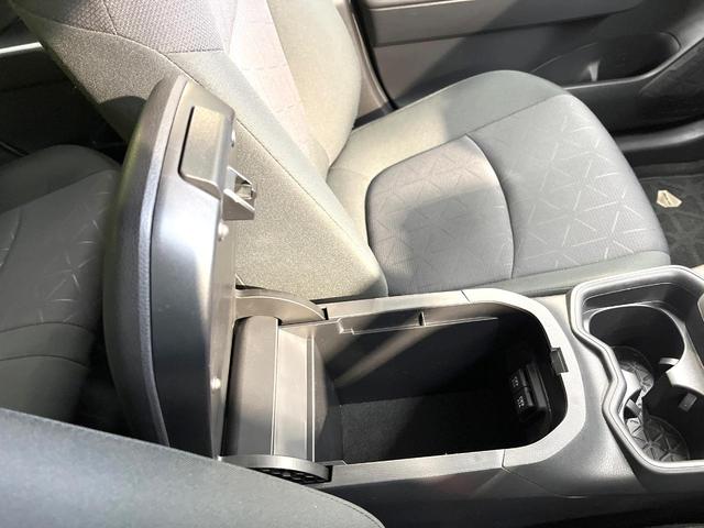 RAV4 ハイブリッドX フルエアロ 純正SDナビ バックカメラ 衝突軽減装置 レーダークルーズ 禁煙車 コーナーセンサー スマートキー LEDヘッド ルーフレール ビルトインETC 純正17インチアルミ オートハイビーム(58枚目)