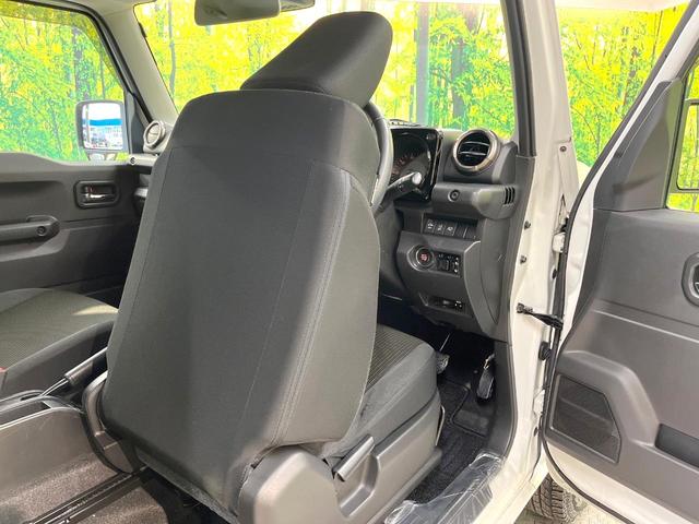 ジムニー ＸＣ　純正ＳＤナビ　バックカメラ　衝突被害軽減システム　禁煙車　ドラレコ　スマートキー　ＬＥＤヘッド　ビルトインＥＴＣ　クルコン　純正１６インチアルミ　オートハイビーム　車線逸脱警報（41枚目）