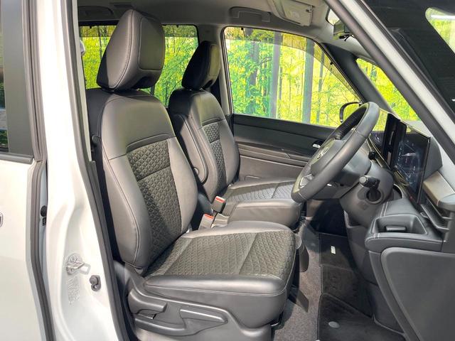 セレナ ｅ－パワー　ハイウェイスターＶ　両側電動ドア　後席モニター　純正１２．３インチナビ　プロパイロット　全周囲カメラ　衝突被害軽減システム　レーダークルーズ　禁煙車　レザーシート　ドラレコ　コーナーセンサー　スマートキー　ＬＥＤヘッド（8枚目）