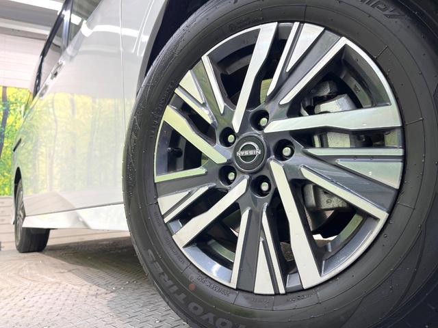 セレナ ｅ－パワー　ハイウェイスターＶ　両側電動ドア　後席モニター　純正１２．３インチナビ　プロパイロット　全周囲カメラ　衝突被害軽減システム　レーダークルーズ　禁煙車　レザーシート　ドラレコ　コーナーセンサー　スマートキー　ＬＥＤヘッド（14枚目）