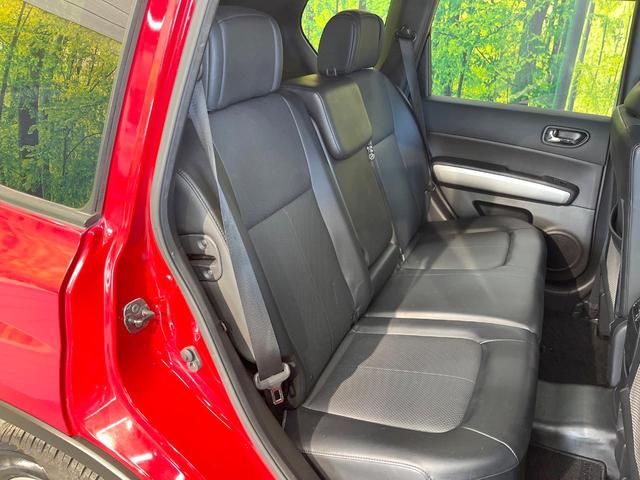 エクストレイル ２０Ｘｔｔ　純正ＳＤナビ　バックカメラ　禁煙車　防水シート　全席シートヒーター　ＨＩＤヘッド　ビルトインＥＴＣ　クルコン　純正１８インチアルミ　オートライト　オートエアコン　Ｂｌｕｅｔｏｏｔｈ　フルセグ（9枚目）