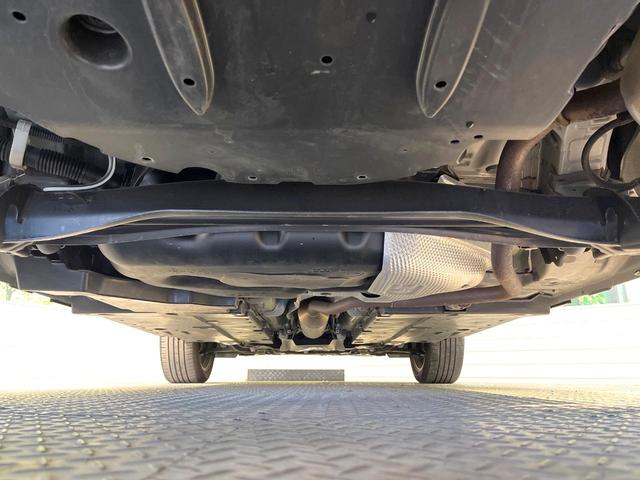 ヤリスクロス ハイブリッドＺ　純正８型ディスプレイ　全周囲カメラ　衝突軽減装置　レーダークルーズ　禁煙車　シートヒーター　パワーシート　コーナーセンサー　スマートキー　ＬＥＤヘッド　ＥＴＣ　純正１８インチアルミ　オートハイビーム（19枚目）