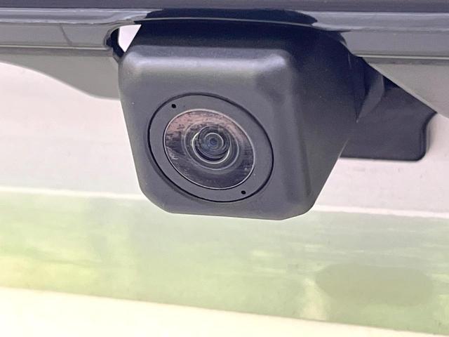 ヤリスクロス ハイブリッドＺ　純正８型ディスプレイ　全周囲カメラ　衝突軽減装置　レーダークルーズ　禁煙車　シートヒーター　パワーシート　コーナーセンサー　スマートキー　ＬＥＤヘッド　ＥＴＣ　純正１８インチアルミ　オートハイビーム（33枚目）