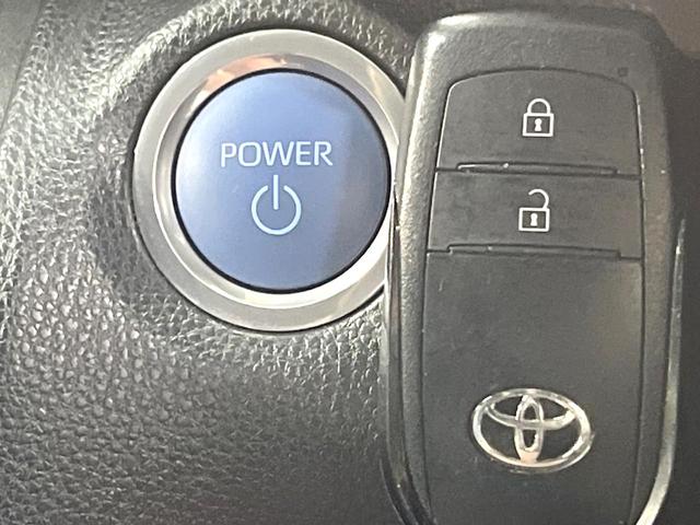 ヤリスクロス ハイブリッドＺ　純正８型ディスプレイ　全周囲カメラ　衝突軽減装置　レーダークルーズ　禁煙車　シートヒーター　パワーシート　コーナーセンサー　スマートキー　ＬＥＤヘッド　ＥＴＣ　純正１８インチアルミ　オートハイビーム（34枚目）