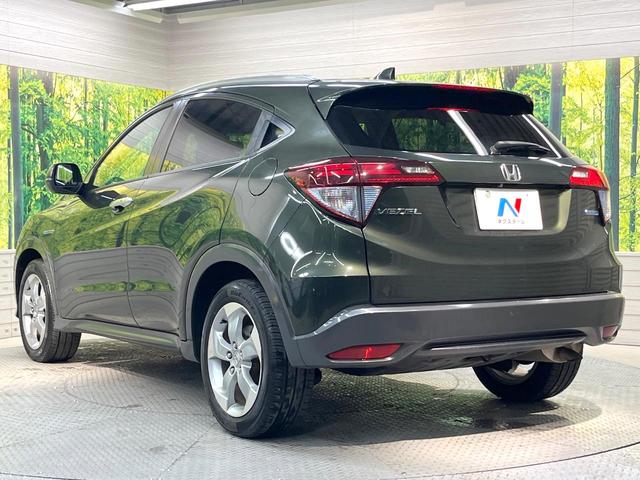 ヴェゼル ハイブリッドＸ　バックカメラ　衝突被害軽減システム　禁煙車　純正インターナビ　ドラレコ　スマートキー　ＬＥＤヘッド　ビルトインＥＴＣ　クルコン　純正１７インチアルミ　オートライト　オートエアコン　Ｂｌｕｅｔｏｏｔｈ（26枚目）